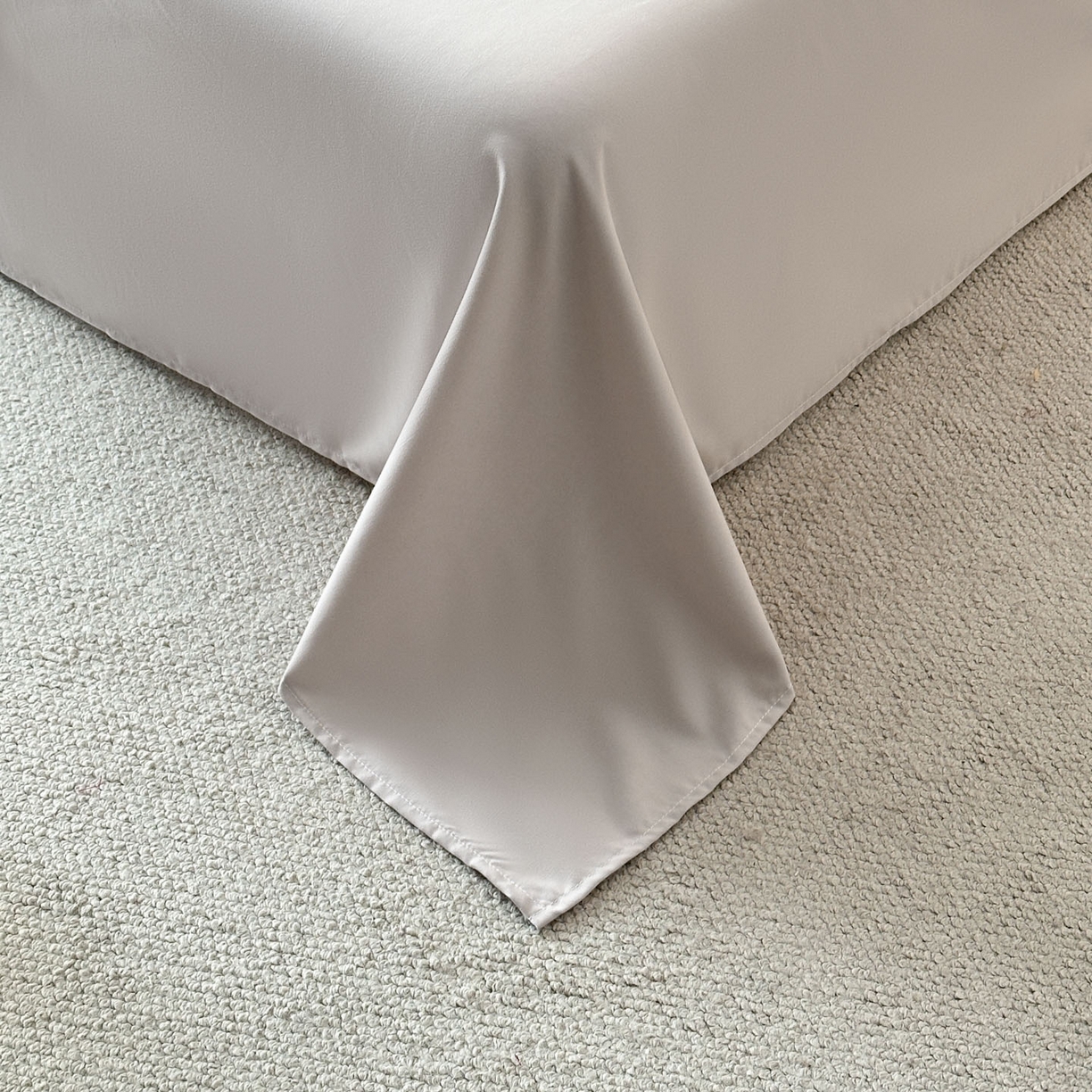 91家纺网 家纺一手货源 找家纺 遇见家居生活馆 2026新款水洗棉毛巾绣夏被四件套-艾拉 艾拉-小狗飘蓝+浅灰