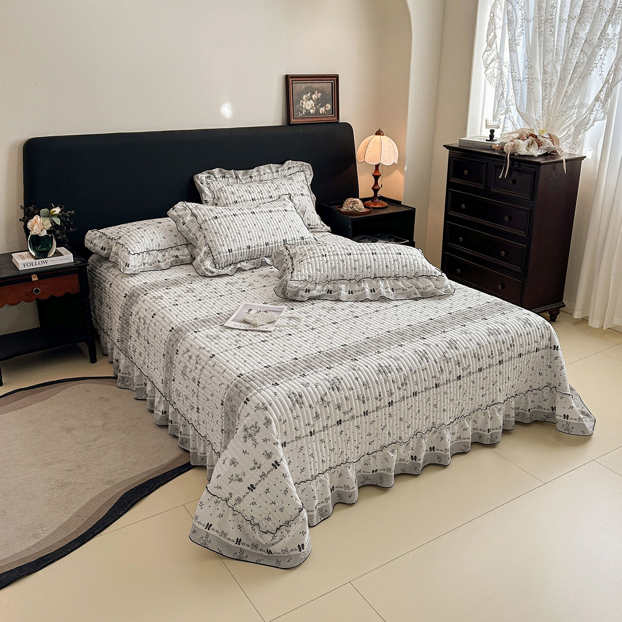 91家纺网 家纺一手货源 找家纺 眠势力 2026新款双层纱花边床盖四件套加厚夹棉云感皱皱纱大花边床单套件赫本风 水墨蔷薇
