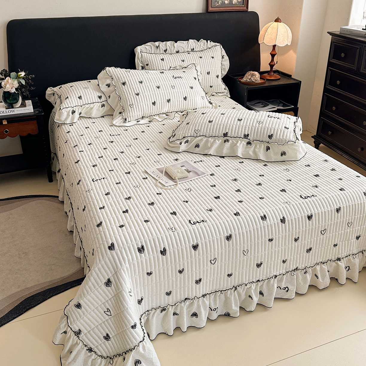 91家纺网 家纺一手货源 找家纺 眠势力 2026新款双层纱花边床盖四件套加厚夹棉云感皱皱纱大花边床单套件赫本风 心语告白