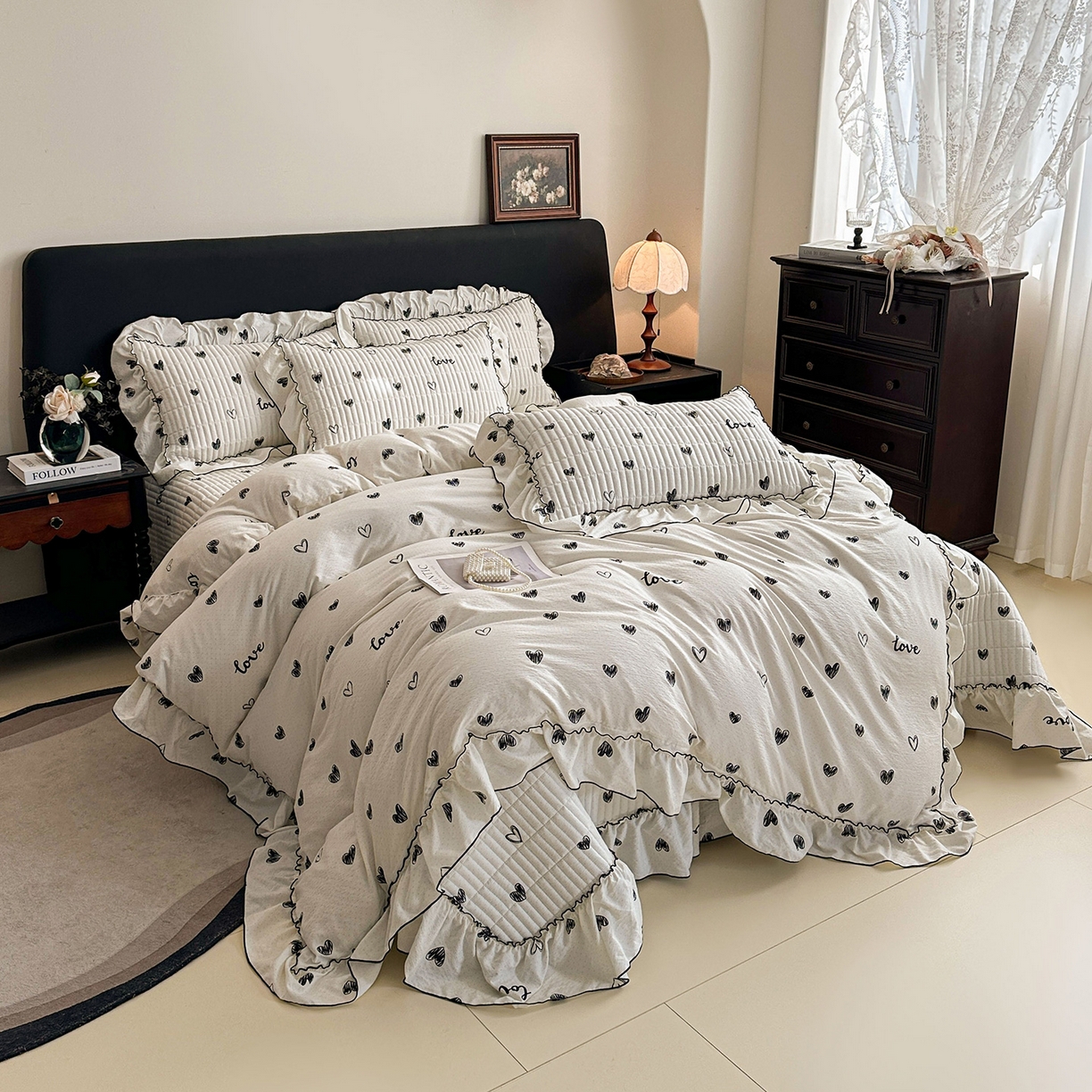 91家纺网 家纺一手货源 找家纺 眠势力 2026新款双层纱花边床盖四件套加厚夹棉云感皱皱纱大花边床单套件赫本风 心语告白