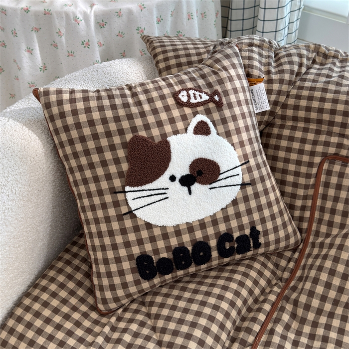 91家纺网 家纺一手货源 找家纺 （总）宝马家纺  2026年新款色织全棉毛巾绣抱枕被系列