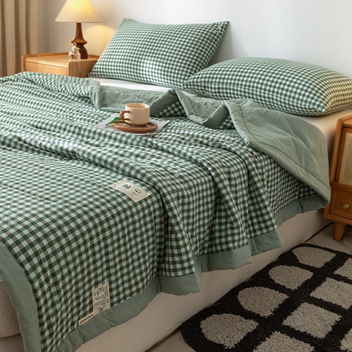 91家纺网 家纺一手货源 找家纺 爱屋及屋 2026新款无印风新疆棉花夏被夏凉被被子被芯 绿小格