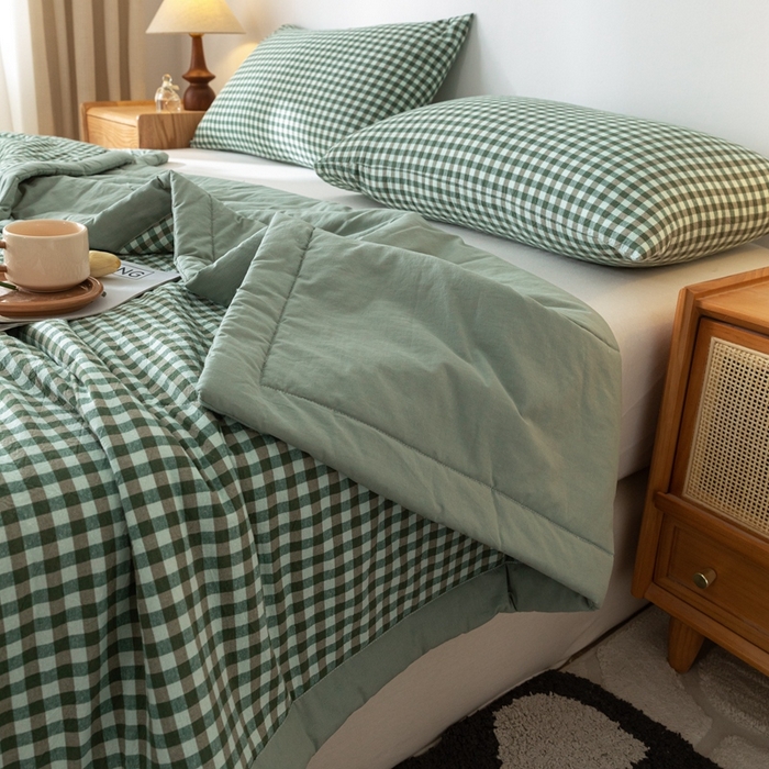 91家纺网 家纺一手货源 找家纺 爱屋及屋 2026新款无印风新疆棉花夏被夏凉被被子被芯 绿小格