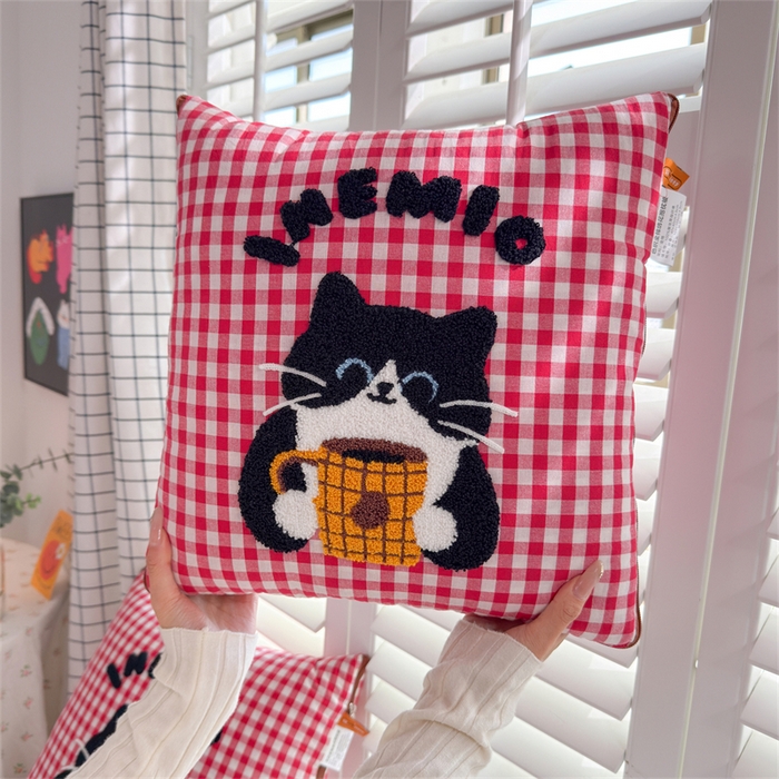 91家纺网 家纺一手货源 找家纺 （总）宝马家纺  2026年新款色织全棉毛巾绣抱枕被系列