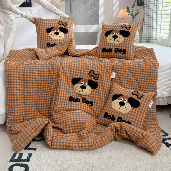 91家纺网 家纺一手货源 找家纺 （总）宝马家纺  2026年新款色织全棉毛巾绣抱枕被系列