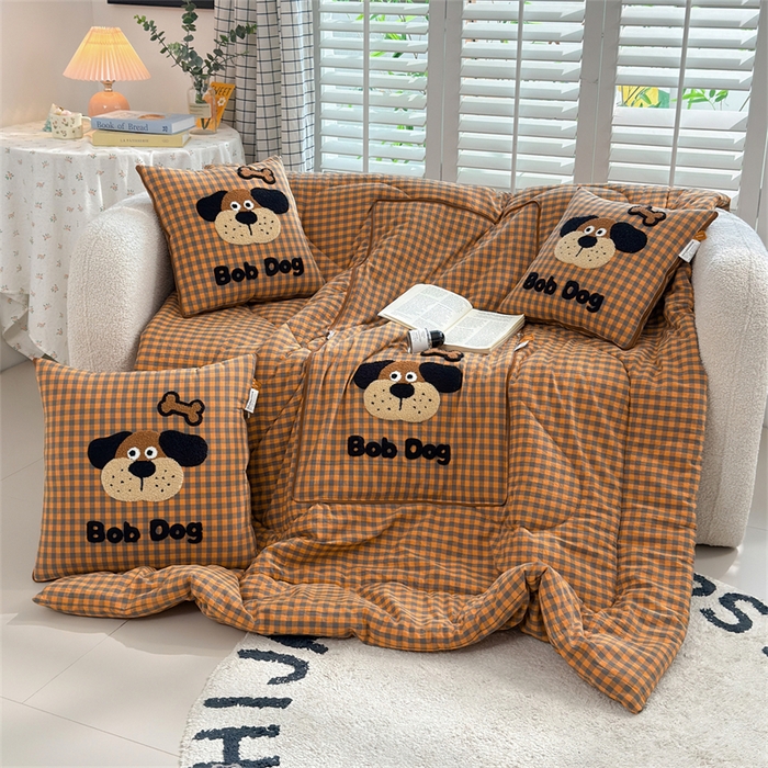 91家纺网 家纺一手货源 找家纺 （总）宝马家纺  2026年新款色织全棉毛巾绣抱枕被系列