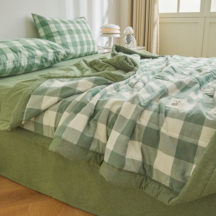 91家纺网 家纺一手货源 找家纺 爱屋及屋 2026新款无印风新疆棉花夏被夏凉被被子被芯 绿中格