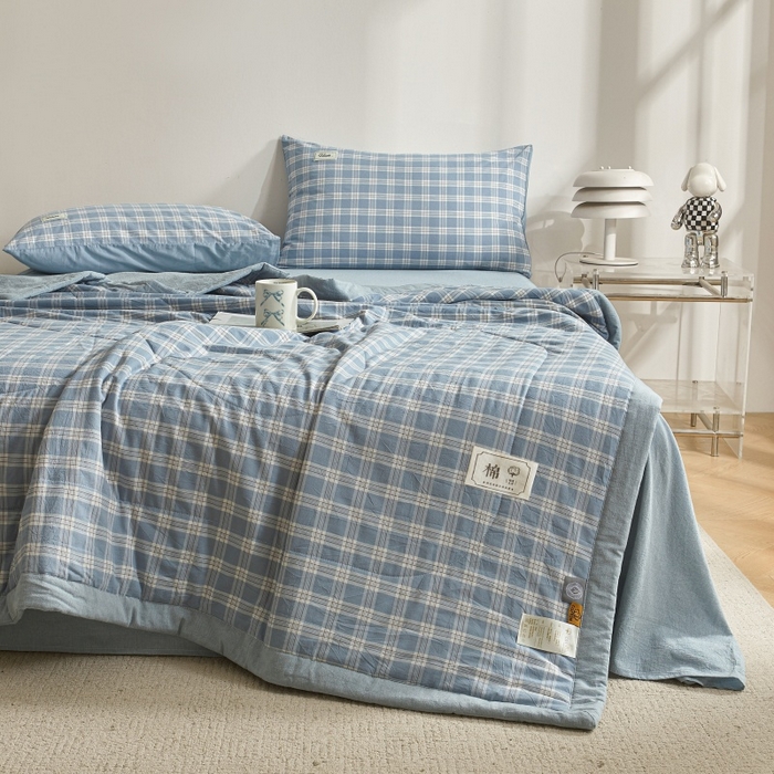 91家纺网 家纺一手货源 找家纺 爱屋及屋 2026新款无印风新疆棉花夏被夏凉被被子被芯 麦田蓝