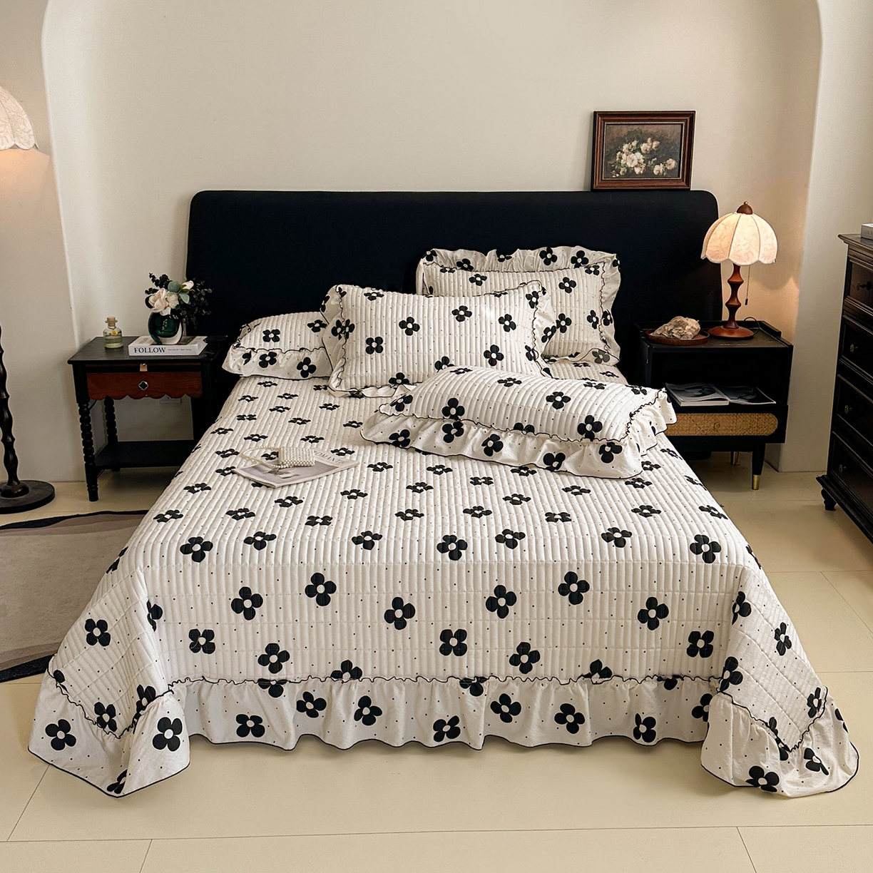 91家纺网 家纺一手货源 找家纺 眠势力 2026新款双层纱花边床盖单件加厚夹棉云感皱皱纱大花边床单三件套赫本风 宝格风情