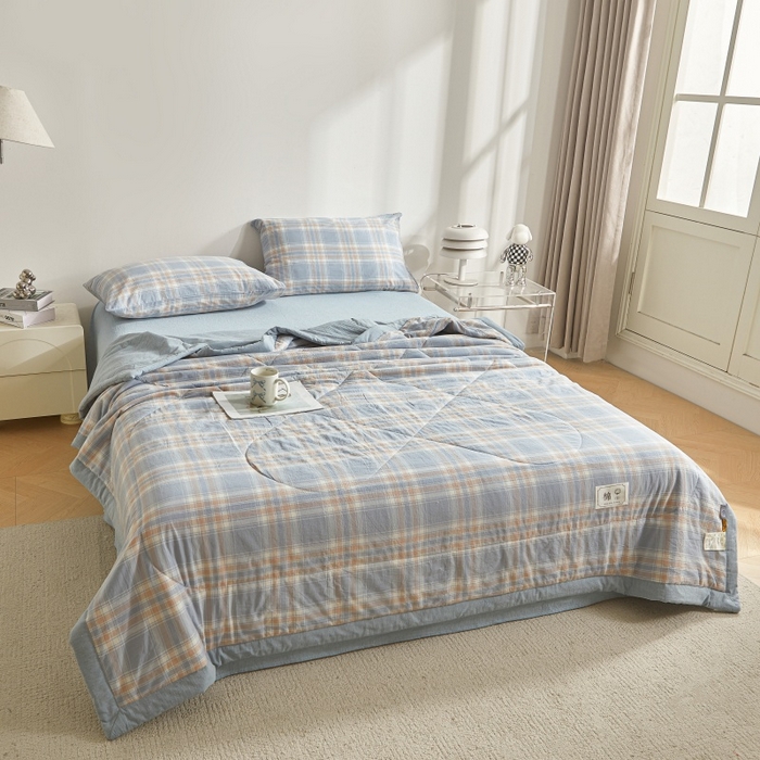 91家纺网 家纺一手货源 找家纺 爱屋及屋 2026新款无印风新疆棉花夏被夏凉被被子被芯 莫尼蓝