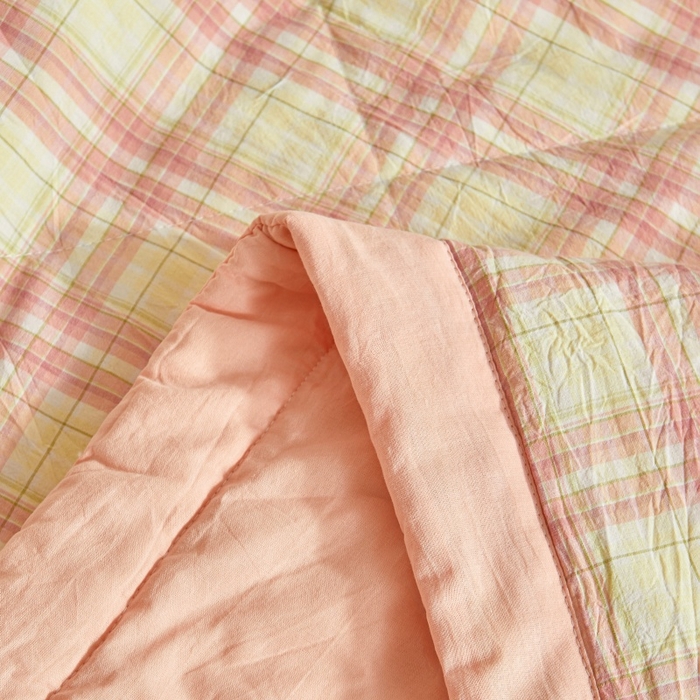 91家纺网 家纺一手货源 找家纺 爱屋及屋 2026新款无印风新疆棉花夏被夏凉被被子被芯 柠檬粉格