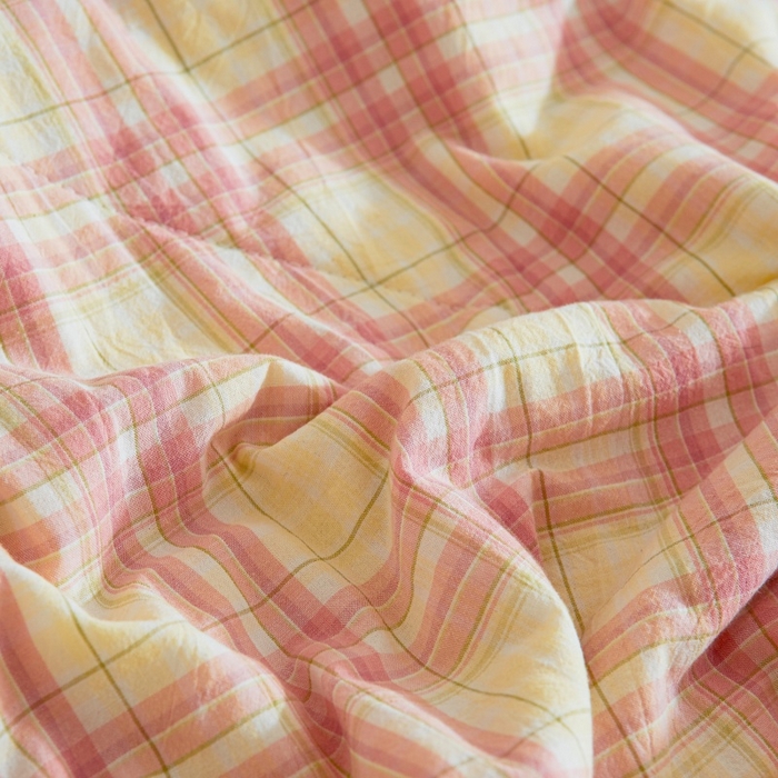 91家纺网 家纺一手货源 找家纺 爱屋及屋 2026新款无印风新疆棉花夏被夏凉被被子被芯 柠檬粉格