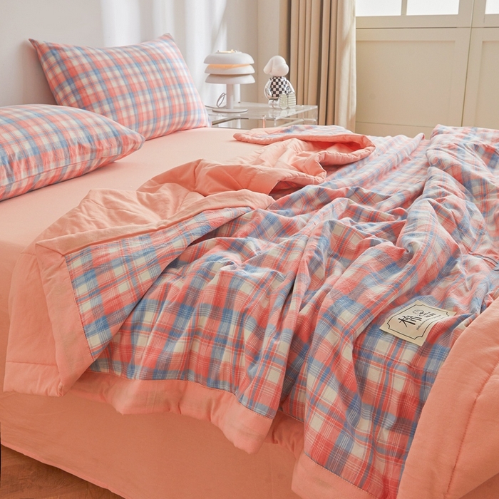 91家纺网 家纺一手货源 找家纺 爱屋及屋 2026新款无印风新疆棉花夏被夏凉被被子被芯 清新格