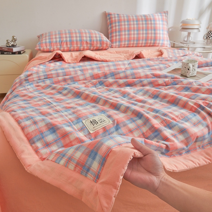 91家纺网 家纺一手货源 找家纺 爱屋及屋 2026新款无印风新疆棉花夏被夏凉被被子被芯 清新格