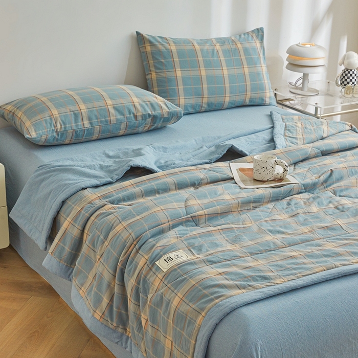 91家纺网 家纺一手货源 找家纺 爱屋及屋 2026新款无印风新疆棉花夏被夏凉被被子被芯 印象蓝