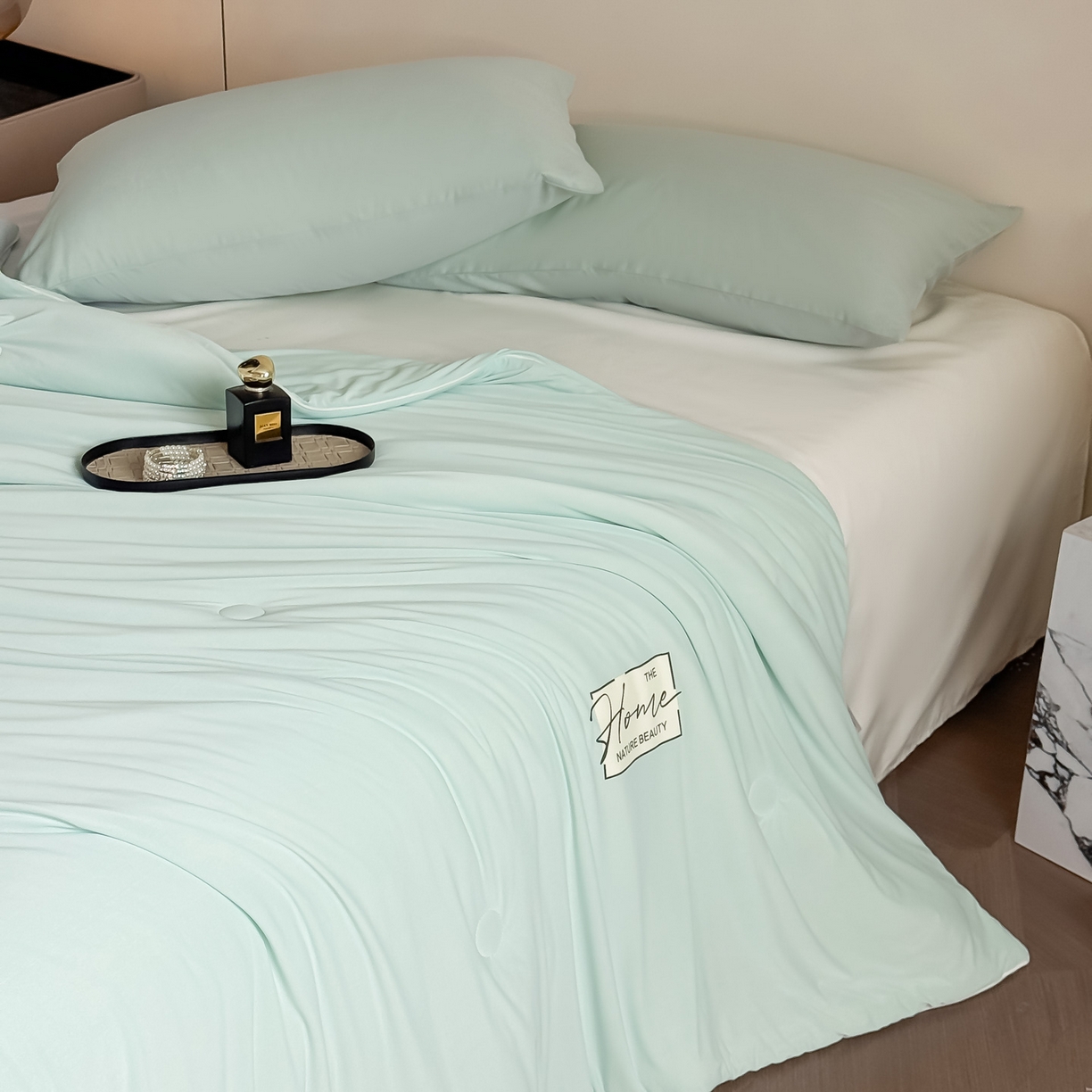 91家纺网 家纺一手货源 找家纺 遇见家居生活馆 2026新款凉感丝夏被夏凉被空调被-夏沫 夏沫-繁星蓝压花