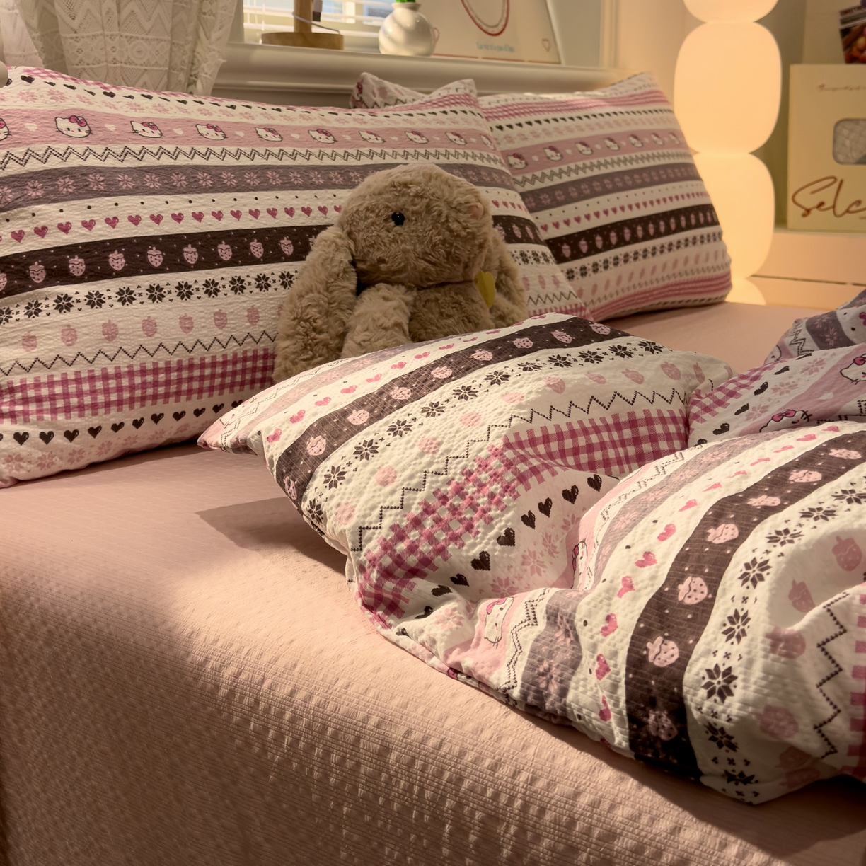 91家纺网 家纺一手货源 找家纺 老K (原美阁） 2026新款费尔岛泡芙棉四件套简约款单被套四件套 甜心凯特粉