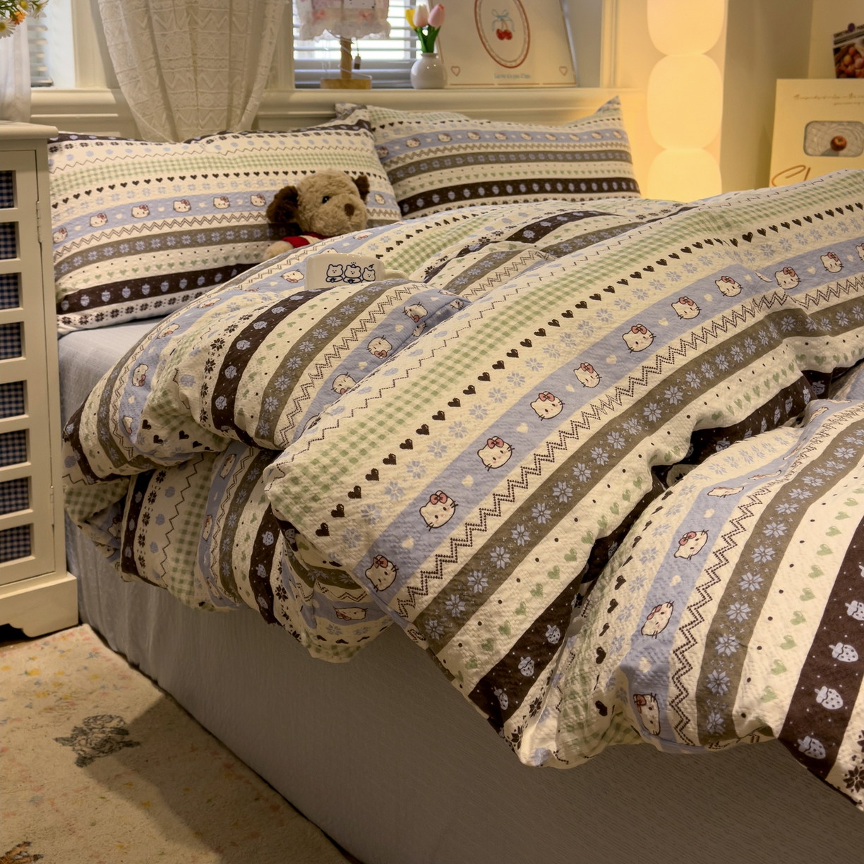 91家纺网 家纺一手货源 找家纺 老K (原美阁） 2026新款费尔岛泡芙棉四件套简约款单被套四件套 甜心凯特猫-蓝