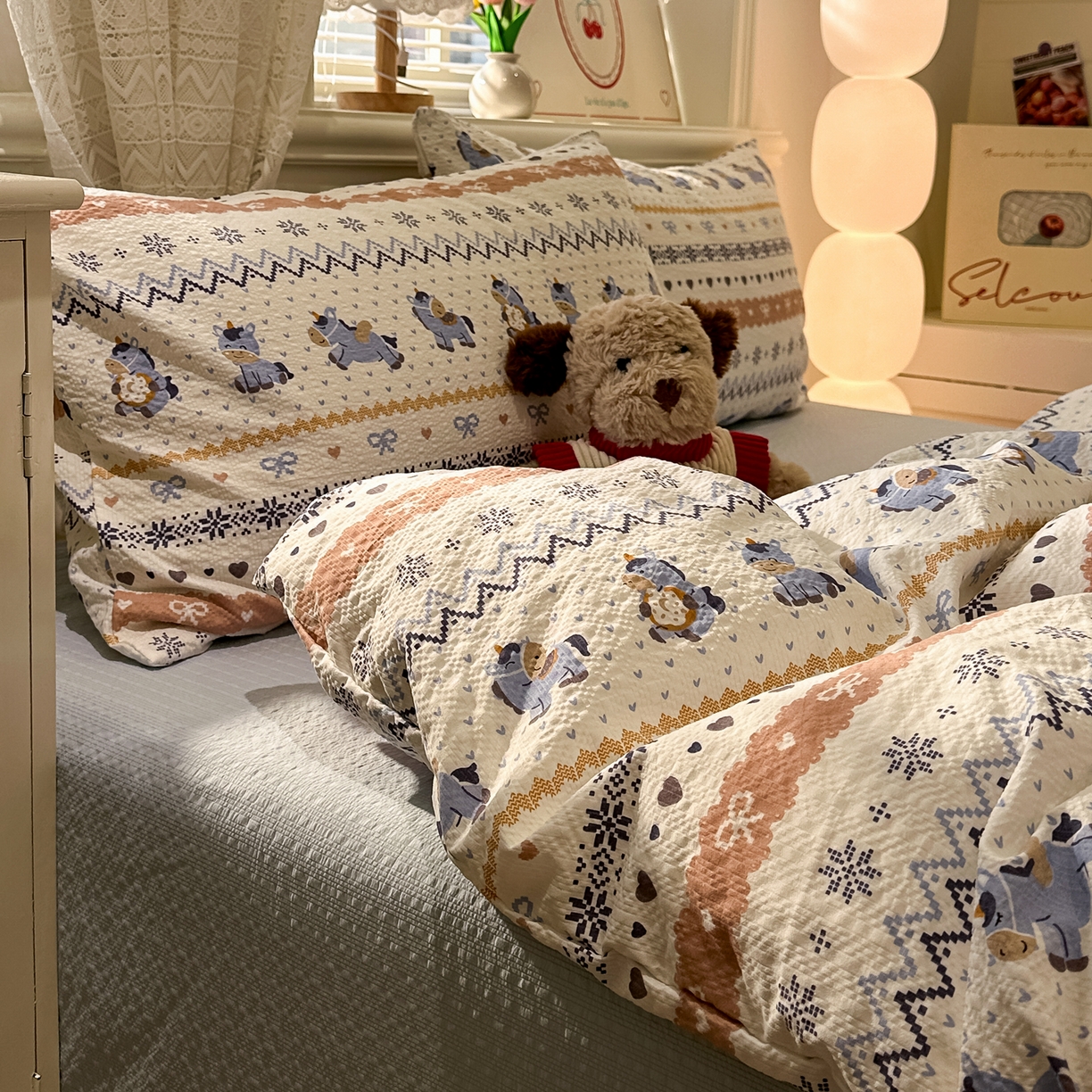 91家纺网 家纺一手货源 找家纺 老K (原美阁） 2026新款费尔岛泡芙棉四件套简约款单被套四件套 萌趣小马