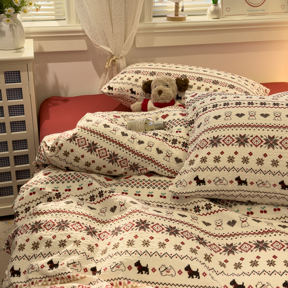 91家纺网 家纺一手货源 找家纺 老K (原美阁） 2026新款费尔岛泡芙棉四件套简约款单被套四件套 圣诞小狗