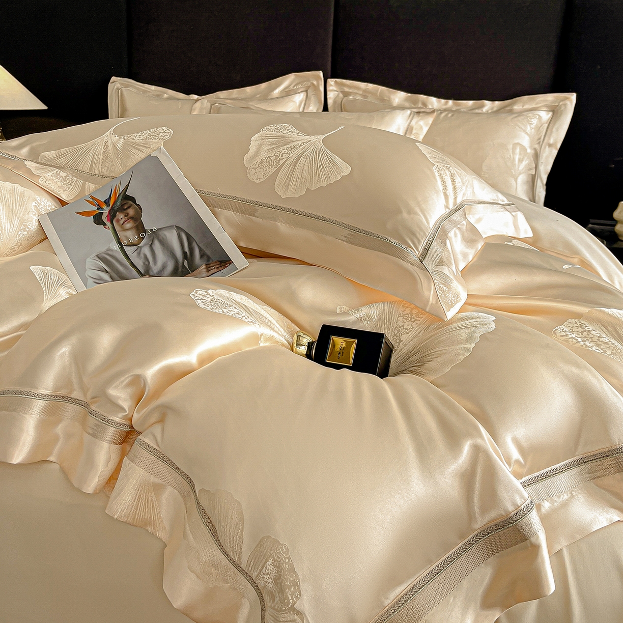 91家纺网 家纺一手货源 找家纺 置顶家纺 2026新款栀夏银杏叶亲肤提花刺绣四件套 栀夏-浅香槟