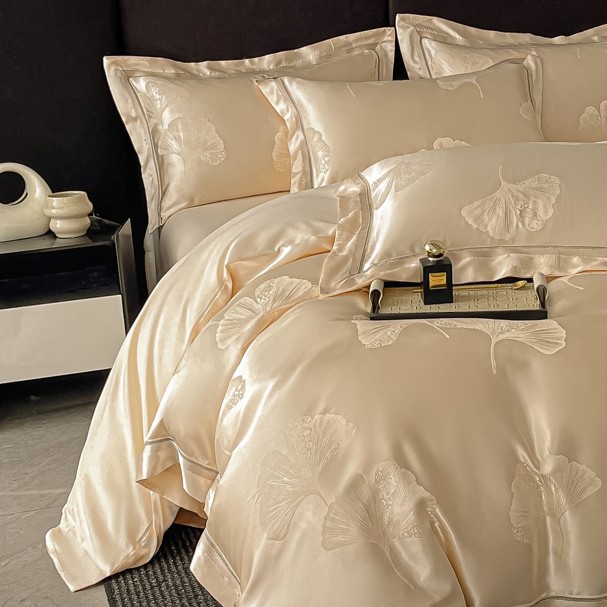 91家纺网 家纺一手货源 找家纺 置顶家纺 2026新款栀夏银杏叶亲肤提花刺绣四件套 栀夏-浅香槟