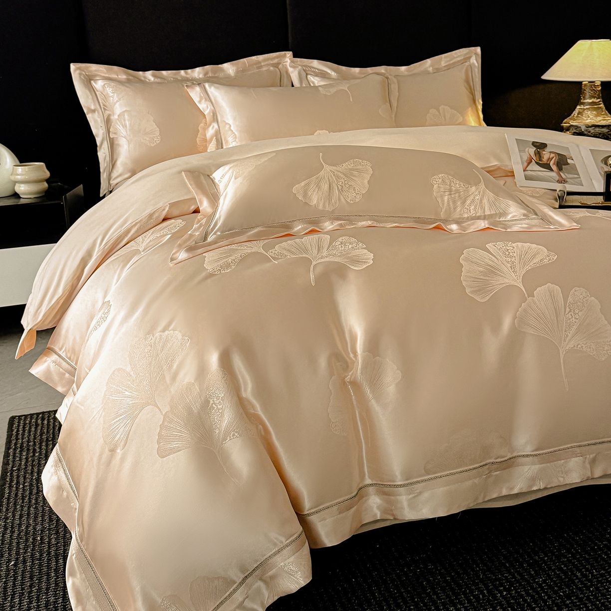 91家纺网 家纺一手货源 找家纺 置顶家纺 2026新款栀夏银杏叶亲肤提花刺绣四件套 栀夏-浅香槟