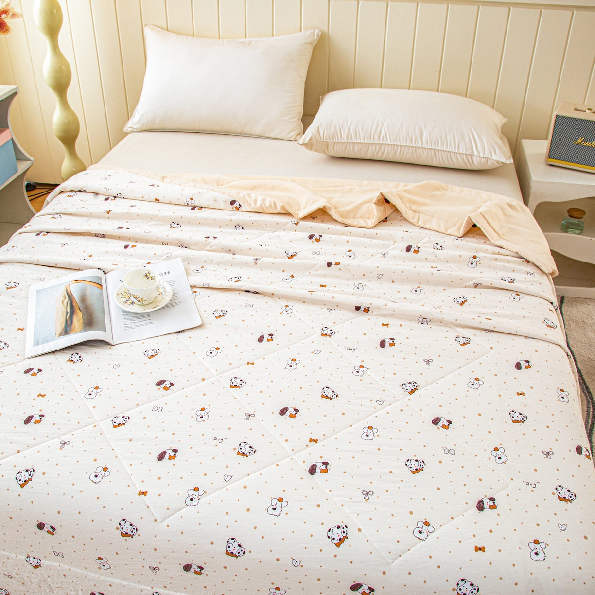 91家纺网 家纺一手货源 找家纺 美之润家纺 2026新款棉花新疆棉花被印花夏被学生单人宿舍夏被 萌犬暖绒