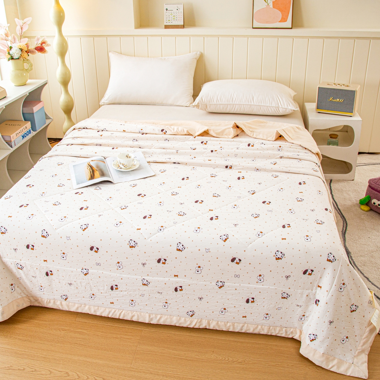 91家纺网 家纺一手货源 找家纺 美之润家纺 2026新款棉花新疆棉花被印花夏被学生单人宿舍夏被 萌犬暖绒