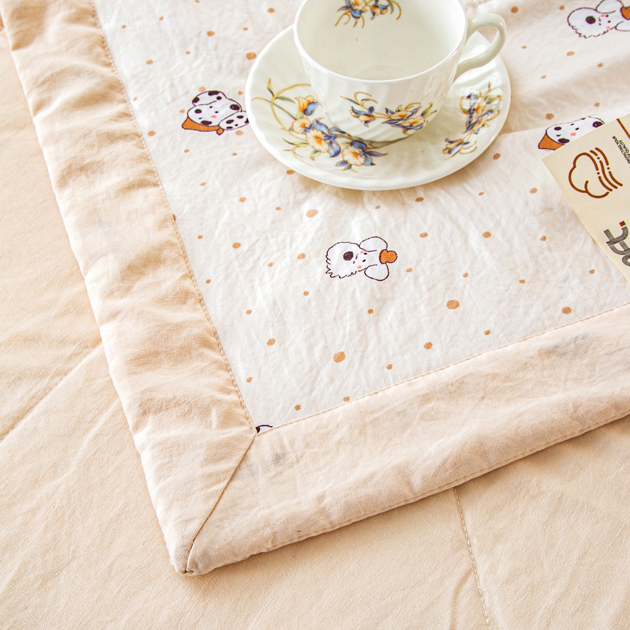 91家纺网 家纺一手货源 找家纺 美之润家纺 2026新款棉花新疆棉花被印花夏被学生单人宿舍夏被 萌犬暖绒