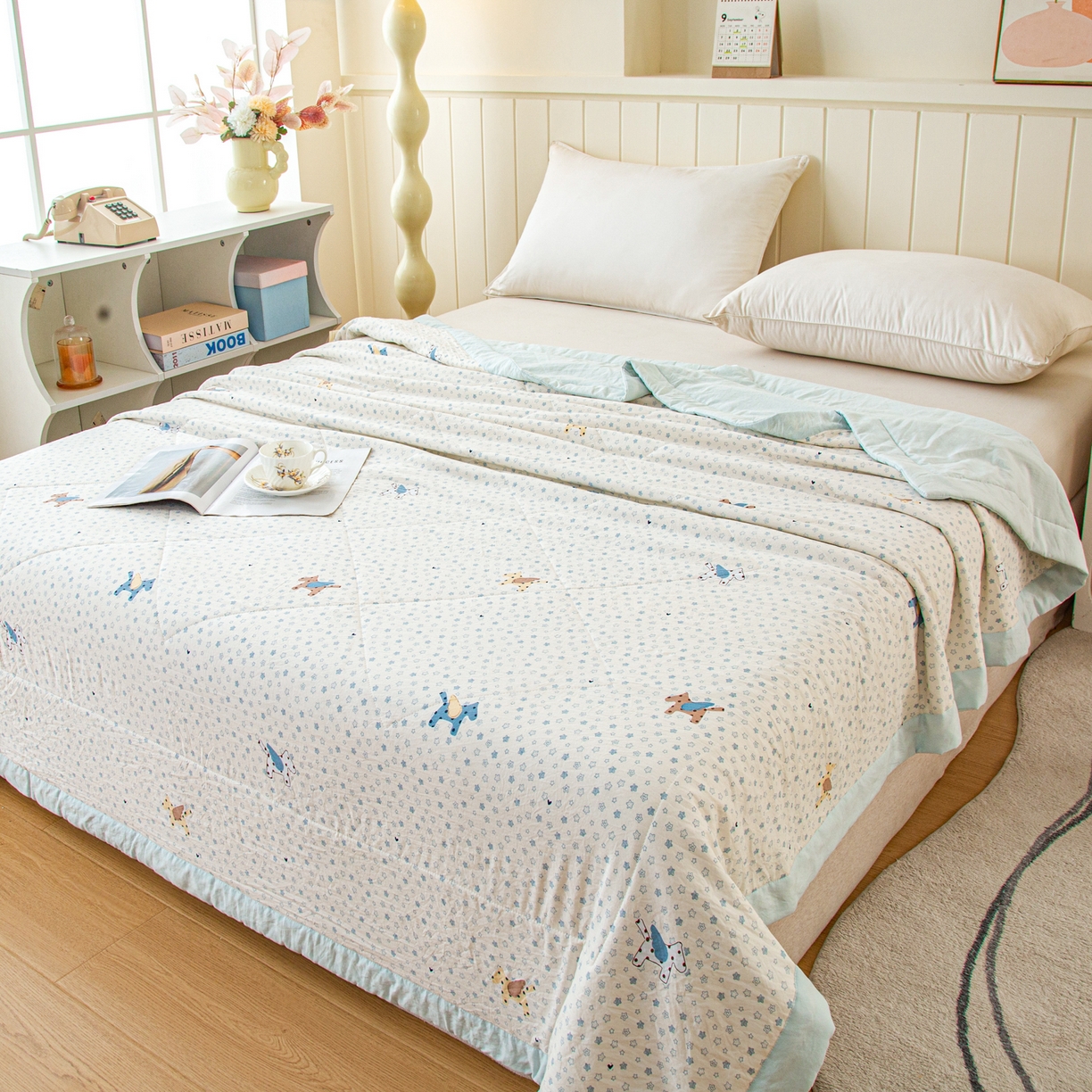 91家纺网 家纺一手货源 找家纺 美之润家纺 2026新款棉花新疆棉花被印花夏被学生单人宿舍夏被 星马漫语