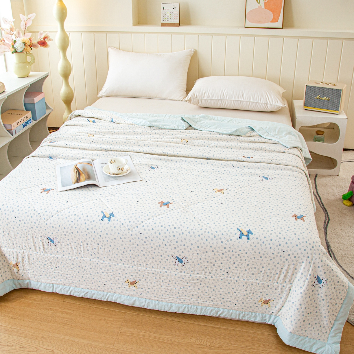 91家纺网 家纺一手货源 找家纺 美之润家纺 2026新款棉花新疆棉花被印花夏被学生单人宿舍夏被 星马漫语