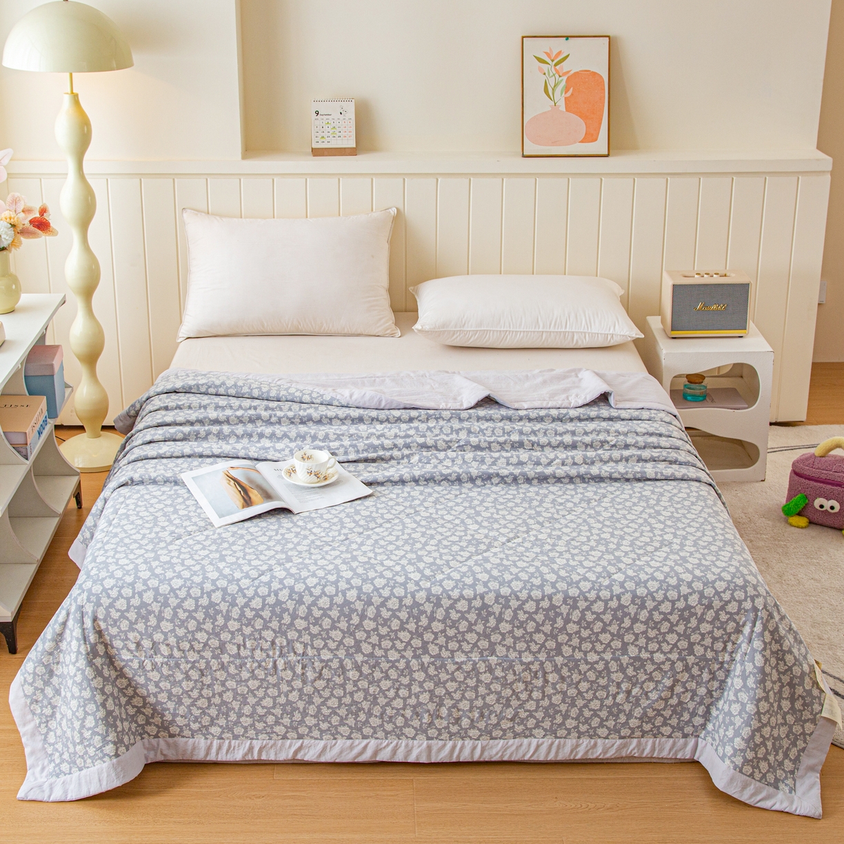 91家纺网 家纺一手货源 找家纺 美之润家纺 2026新款棉花新疆棉花被印花夏被学生单人宿舍夏被 云柔浅灰