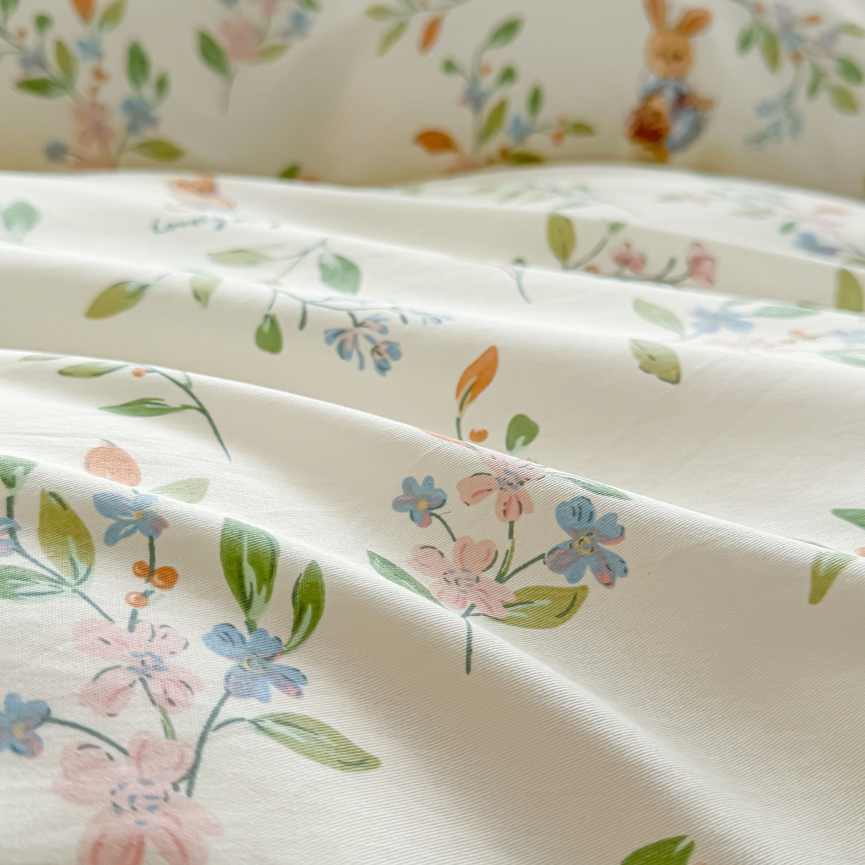 91家纺网 家纺一手货源 找家纺 小蓝孩家纺 2026新款12868全棉印花单被套(联系商家可打折，尺寸可定制) 风铃小兔