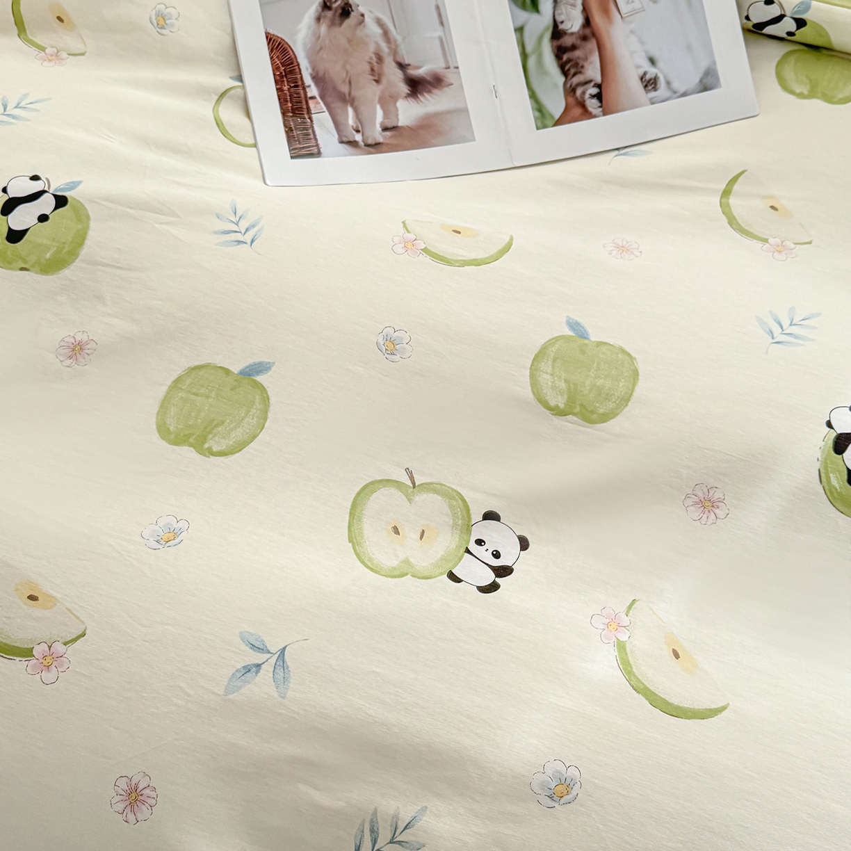 91家纺网 家纺一手货源 找家纺 小蓝孩家纺 2026新款12868全棉印花单被套(联系商家可打折，尺寸可定制) 果味小森林