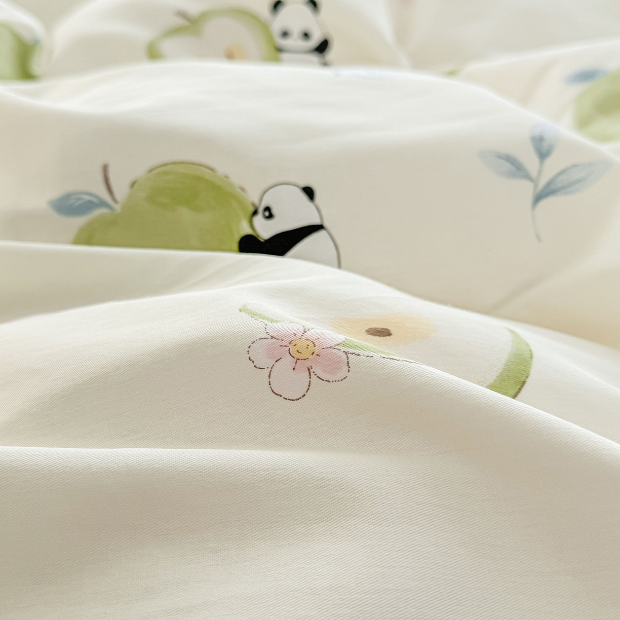 91家纺网 家纺一手货源 找家纺 小蓝孩家纺 2026新款12868全棉印花单被套(联系商家可打折，尺寸可定制) 果味小森林