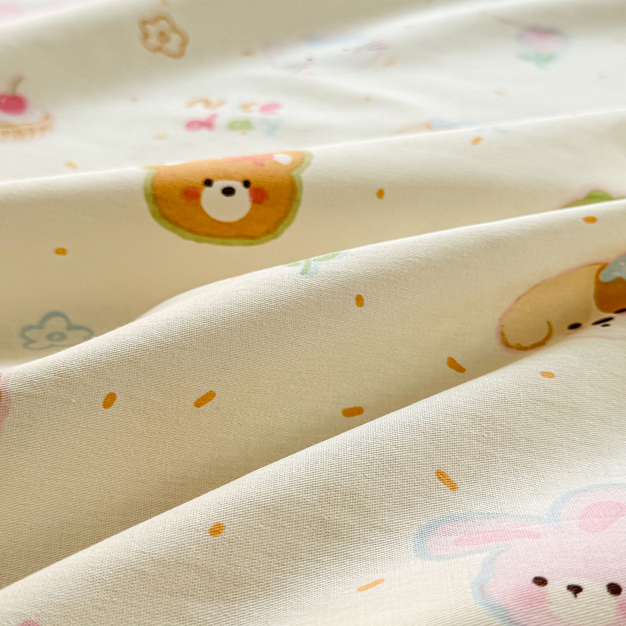 91家纺网 家纺一手货源 找家纺 小蓝孩家纺 2026新款12868全棉印花单被套(联系商家可打折，尺寸可定制) 假日小狗