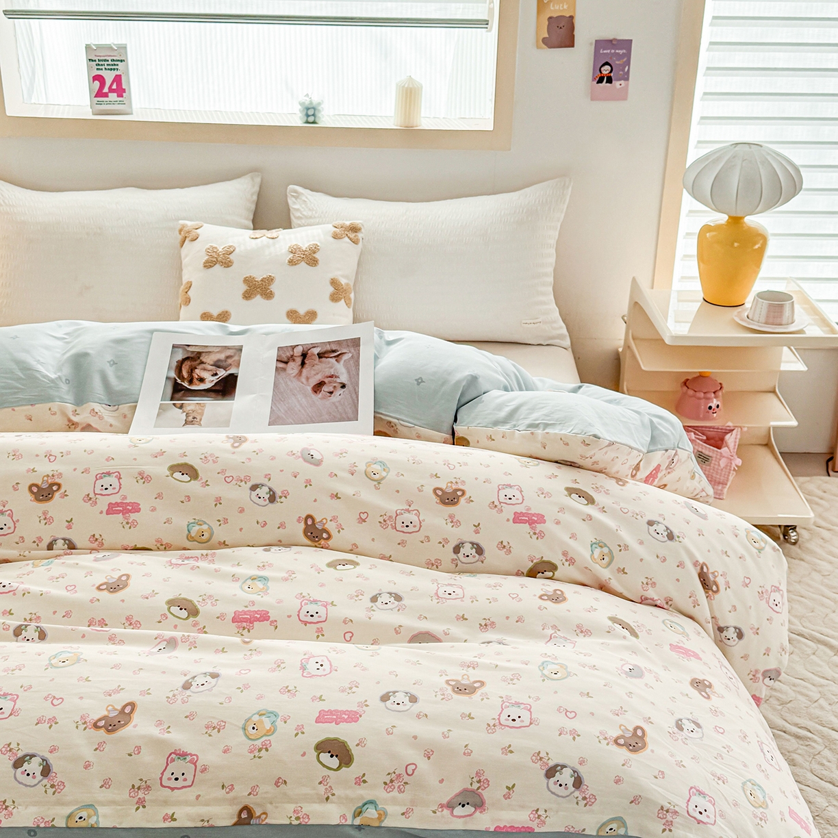 91家纺网 家纺一手货源 找家纺 小蓝孩家纺 2026新款12868全棉印花单被套(联系商家可打折，尺寸可定制) 萌宠伙伴