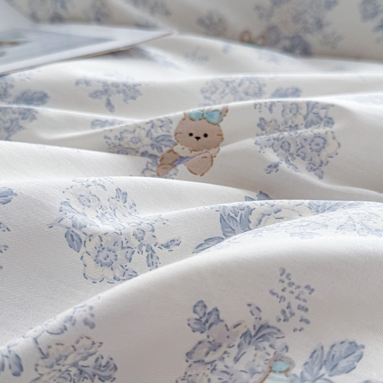 91家纺网 家纺一手货源 找家纺 小蓝孩家纺 2026新款12868全棉印花单被套(联系商家可打折，尺寸可定制) 森林兔