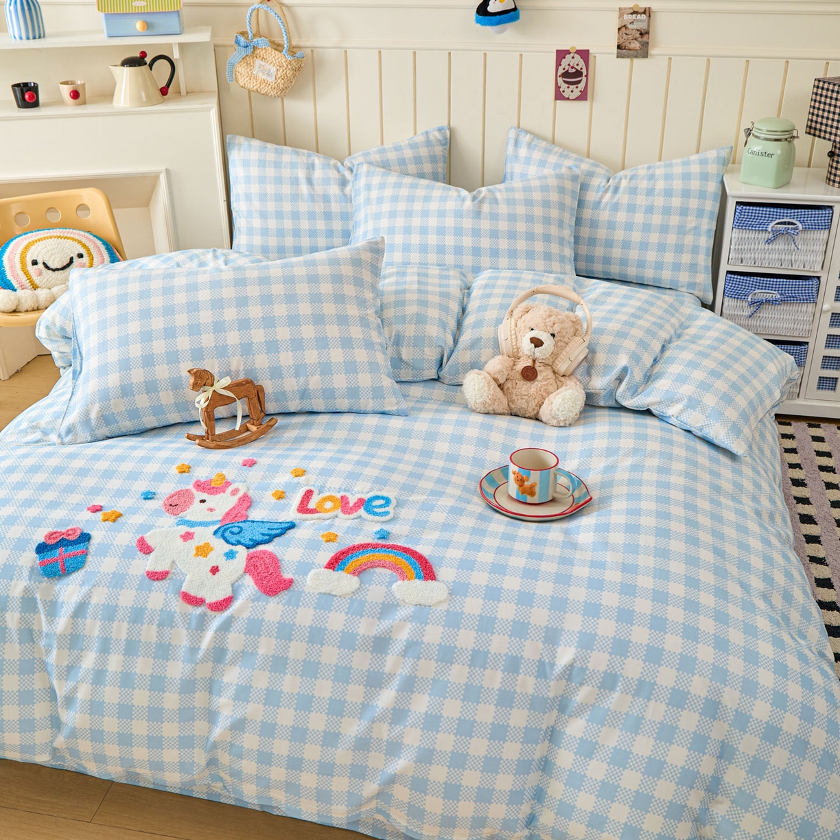 91家纺网 家纺一手货源 找家纺 倾慕家纺 2026新款全棉卡通毛巾绣系列四件套 彩虹马