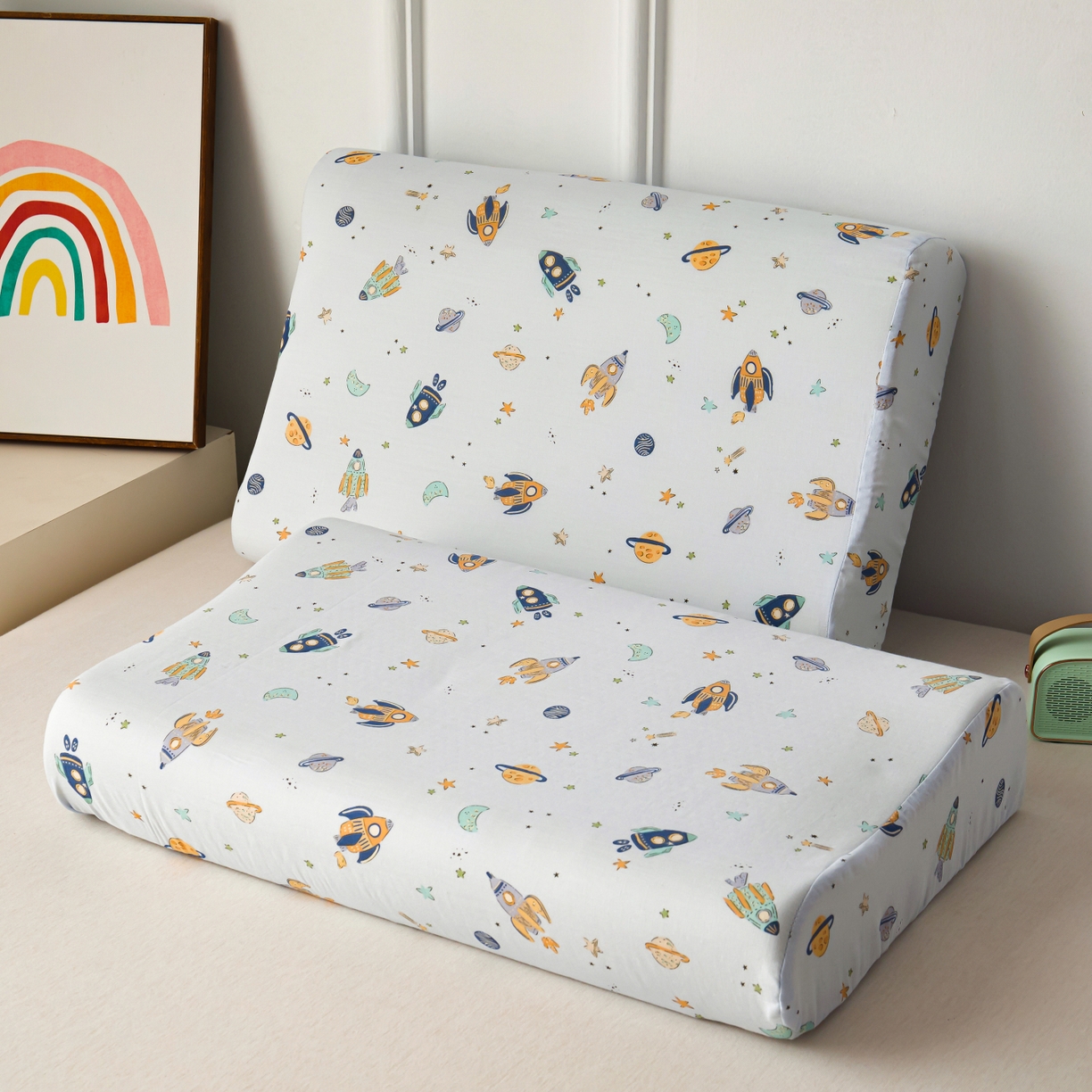 91家纺网 家纺一手货源 找家纺 百寐 2026新款全棉A类双层纱立体乳胶枕套纯棉纱布卡通碎花小清新枕套 立体-太空旅行