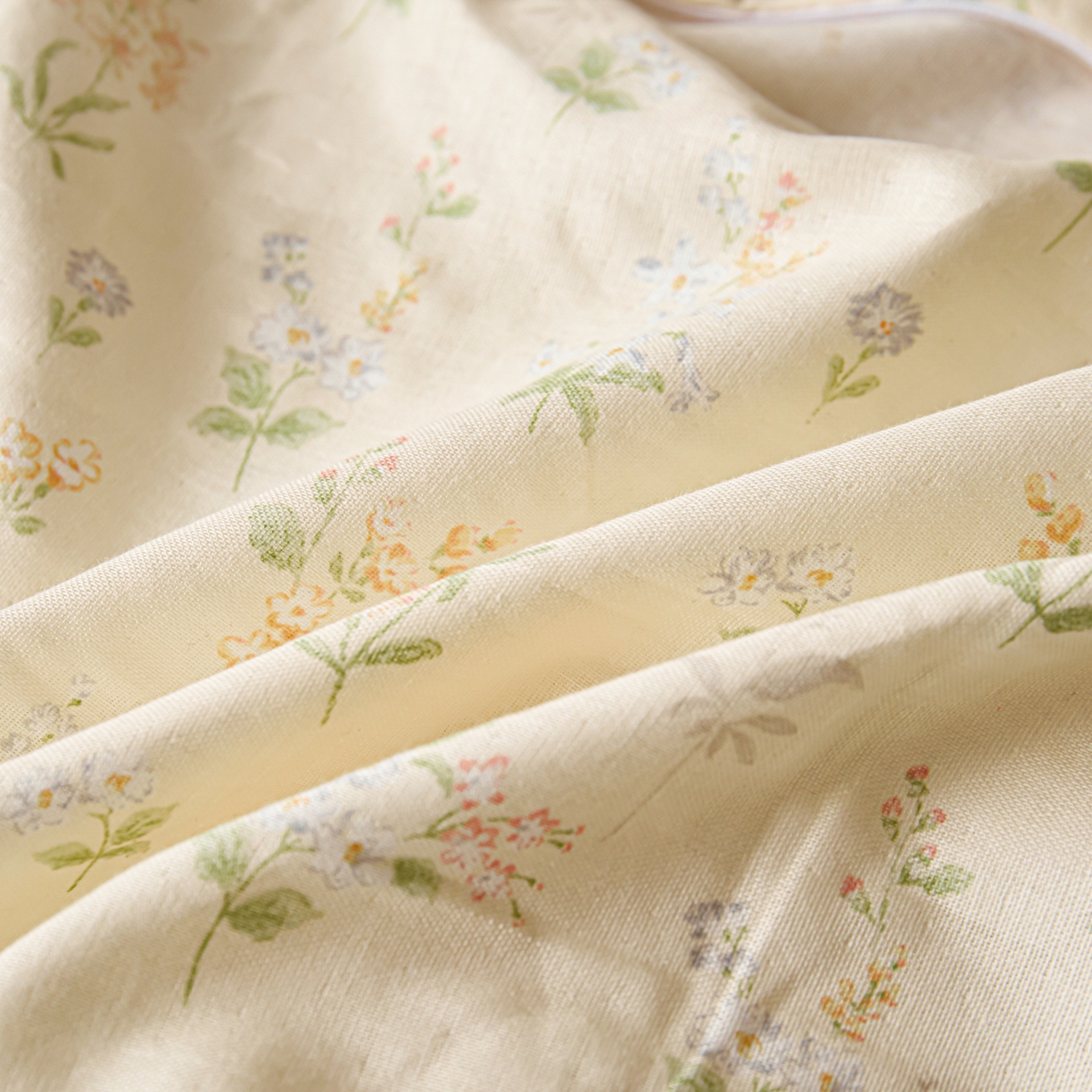 91家纺网 家纺一手货源 找家纺 百寐 2026新款全棉A类双层纱立体乳胶枕套纯棉纱布卡通碎花小清新枕套 立体-梨梦初醒