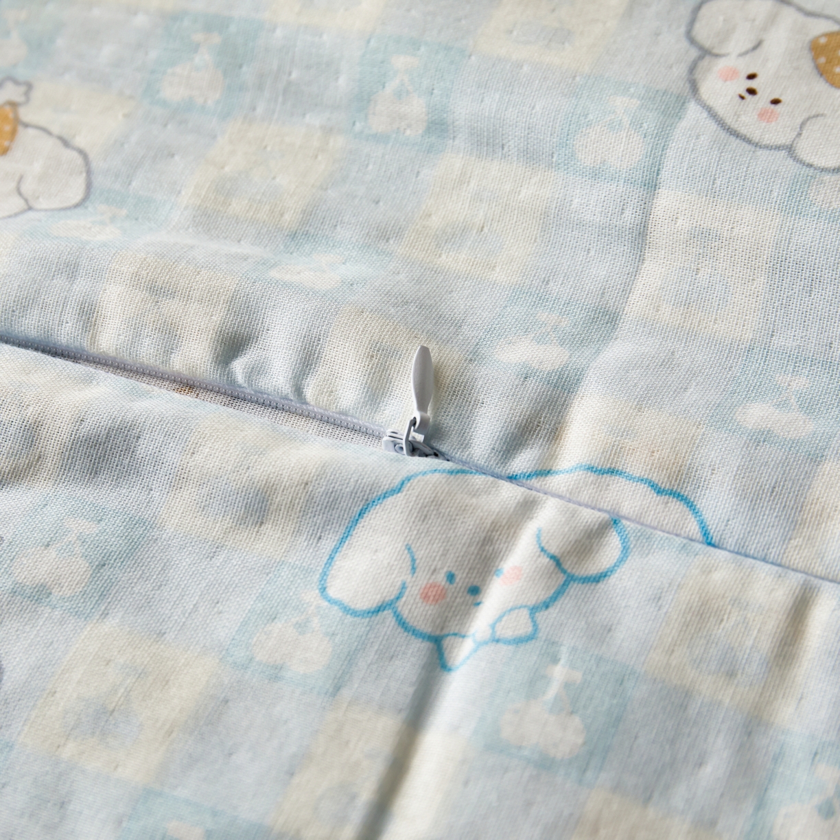 91家纺网 家纺一手货源 找家纺 百寐 2026新款全棉A类双层纱立体乳胶枕套纯棉纱布卡通碎花小清新枕套 立体-樱桃狗