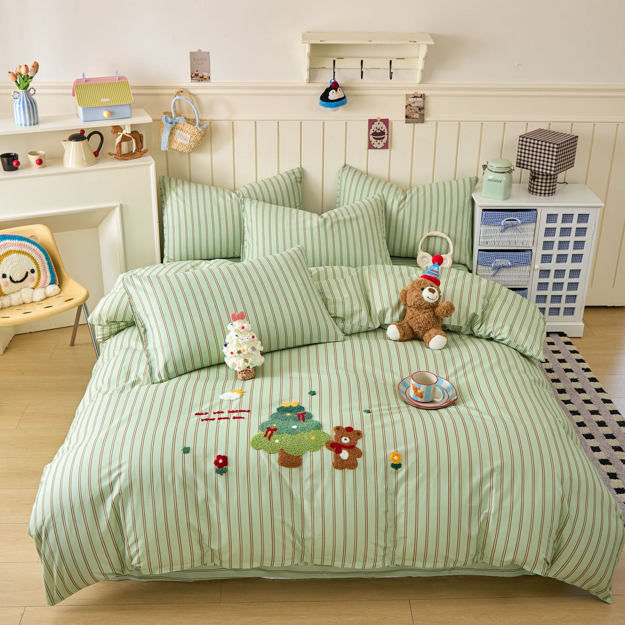 91家纺网 家纺一手货源 找家纺 倾慕家纺 2026新款全棉卡通毛巾绣系列单被套 森林小熊