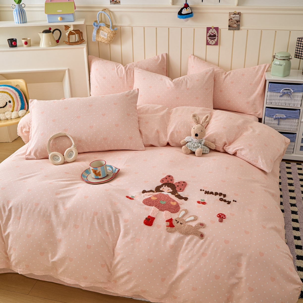 91家纺网 家纺一手货源 找家纺 倾慕家纺 2026新款全棉卡通毛巾绣系列单被套 小兔女孩