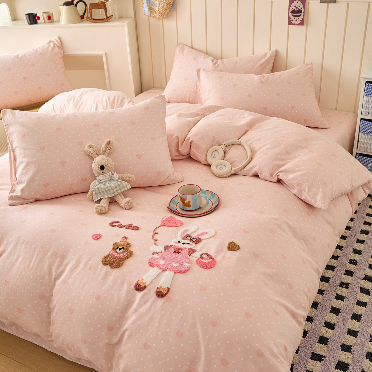 91家纺网 家纺一手货源 找家纺 倾慕家纺 2026新款全棉卡通毛巾绣系列单被套 兔兔熊