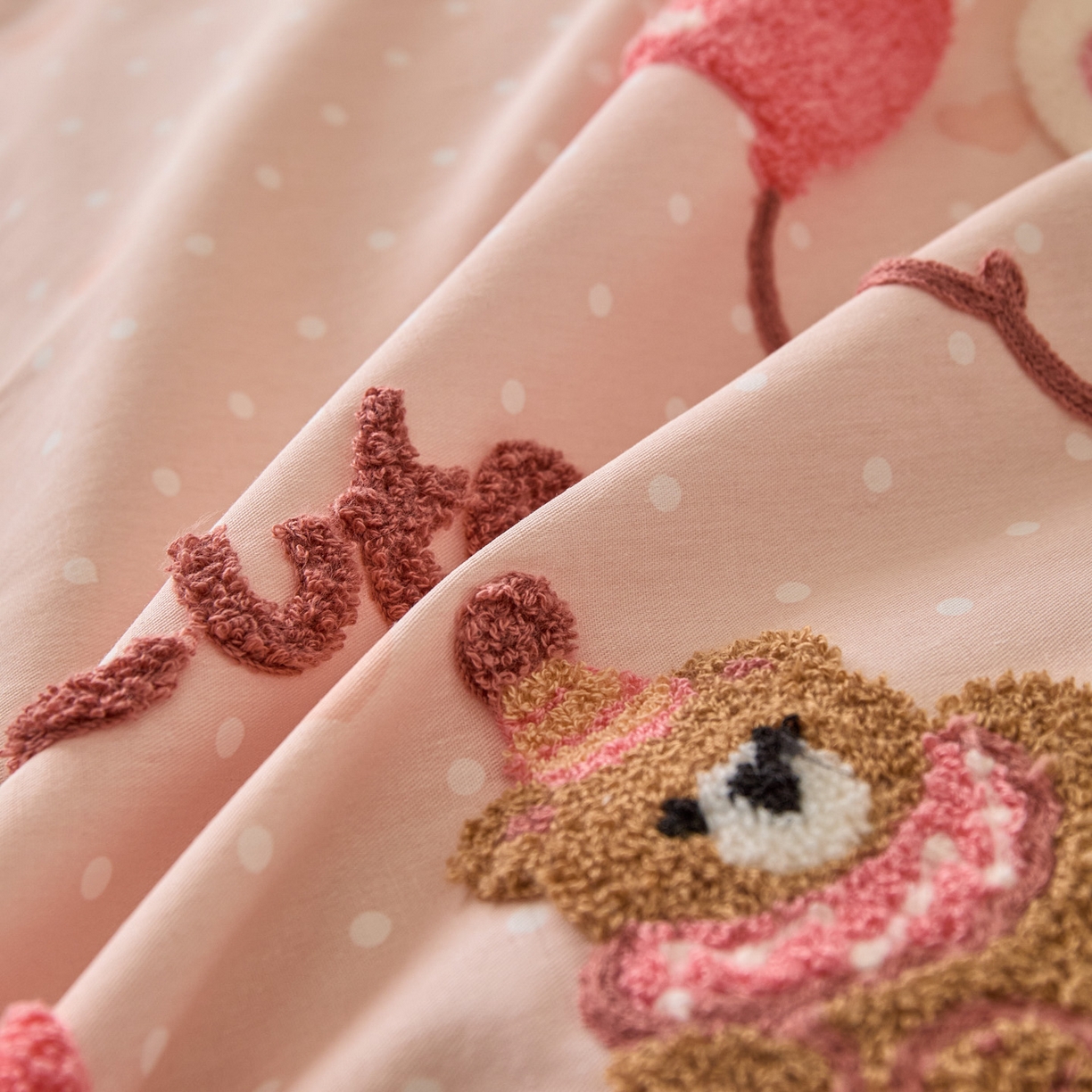 91家纺网 家纺一手货源 找家纺 倾慕家纺 2026新款全棉卡通毛巾绣系列单被套 兔兔熊