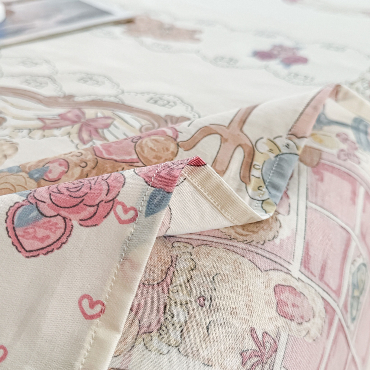 91家纺网 家纺一手货源 找家纺 小蓝孩家纺 2026新款12868全棉印花单床单(联系商家可打折，尺寸可定制) 安缦小熊