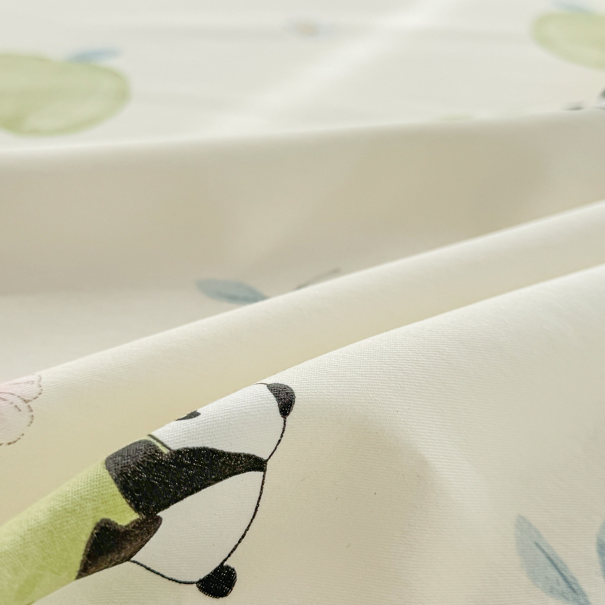 91家纺网 家纺一手货源 找家纺 小蓝孩家纺 2026新款12868全棉印花单床单(联系商家可打折，尺寸可定制) 果味小森林