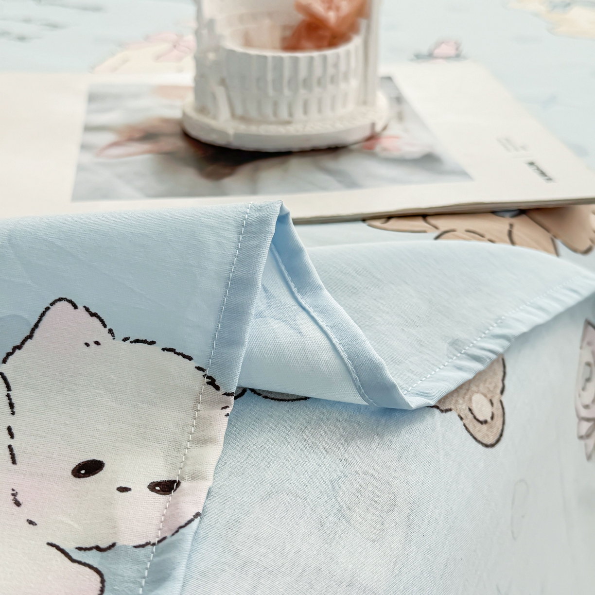 91家纺网 家纺一手货源 找家纺 小蓝孩家纺 2026新款12868全棉印花单床单(联系商家可打折，尺寸可定制) 奶油阿布-蓝